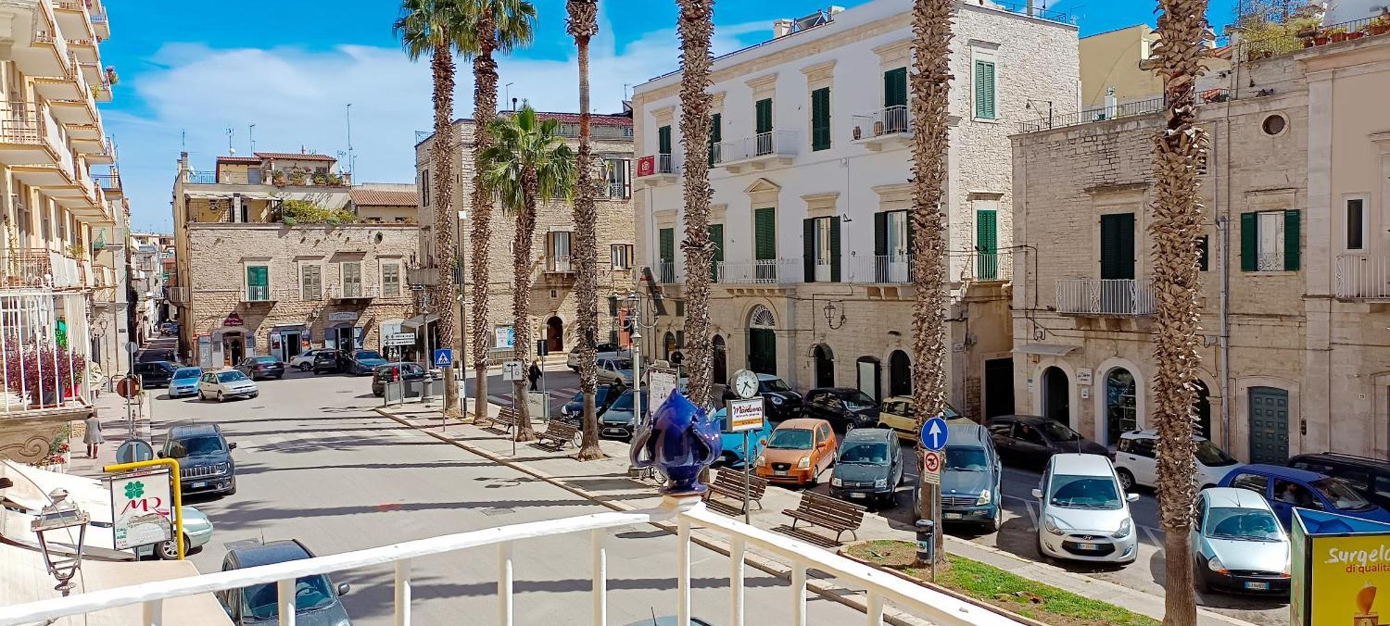 De Lucia Affittacamere - Elegante Appartamento Storico Nel Cuore Della Citta تيرليتسي المظهر الخارجي الصورة