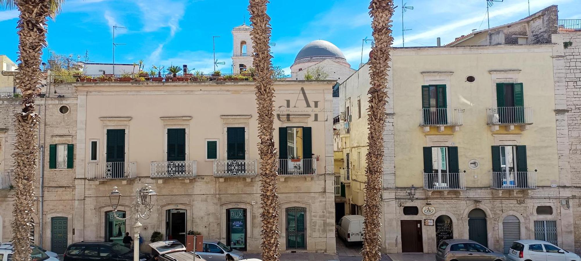 De Lucia Affittacamere - Elegante Appartamento Storico Nel Cuore Della Citta تيرليتسي المظهر الخارجي الصورة