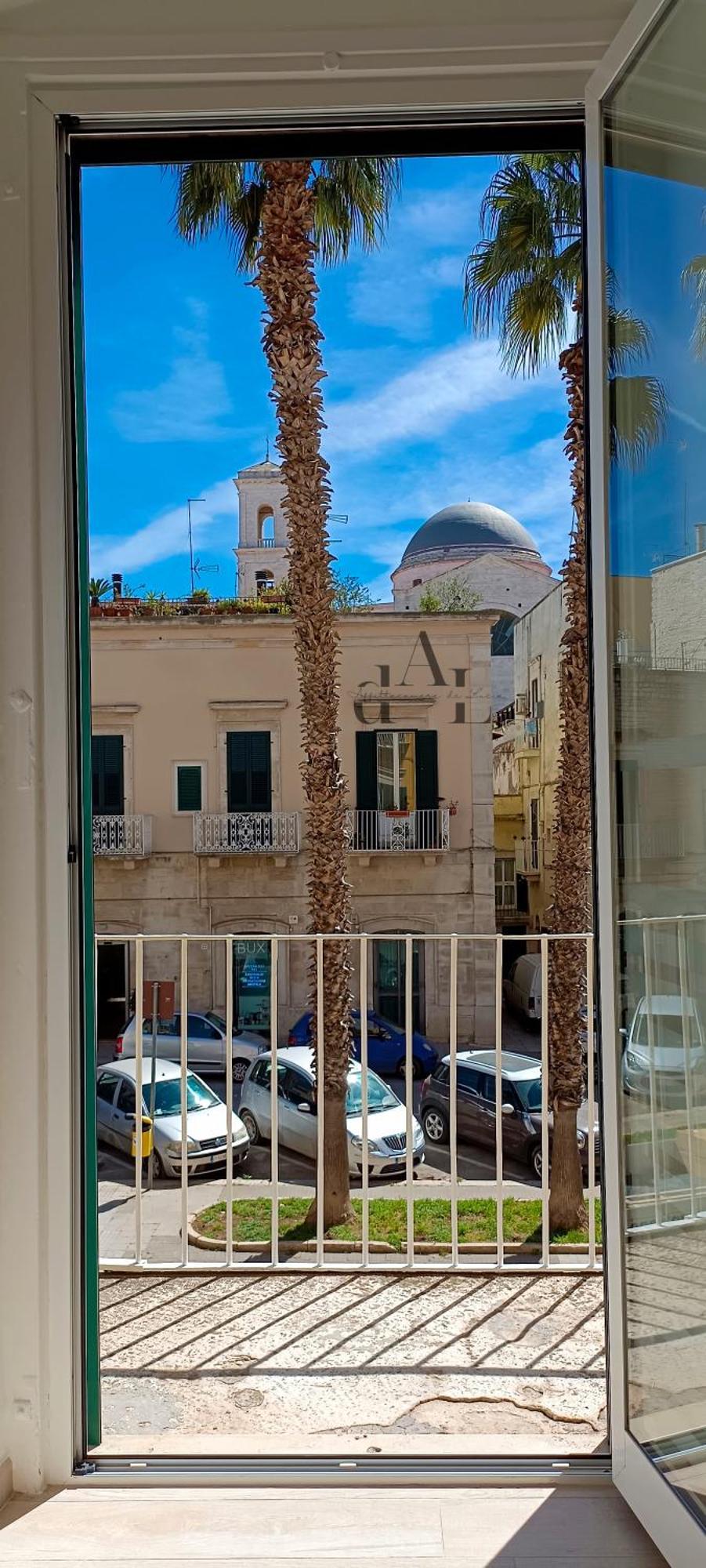 De Lucia Affittacamere - Elegante Appartamento Storico Nel Cuore Della Citta تيرليتسي المظهر الخارجي الصورة